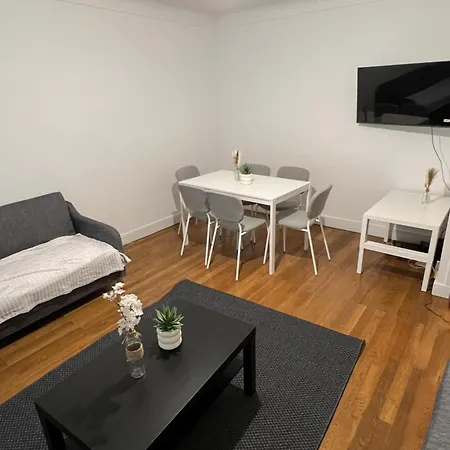 Le Toit Des Volcans - 8 Couchages - Terrasse Privee Et Wifi Lägenhet Clermont-Ferrand